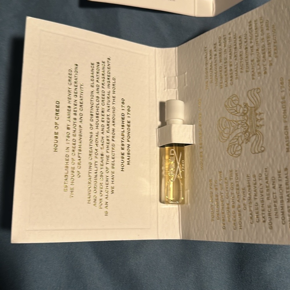 New Creed QUEEN OF SILK travel sample